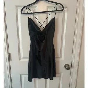 celena mini dress black Celena Mini Dress Green main image 1